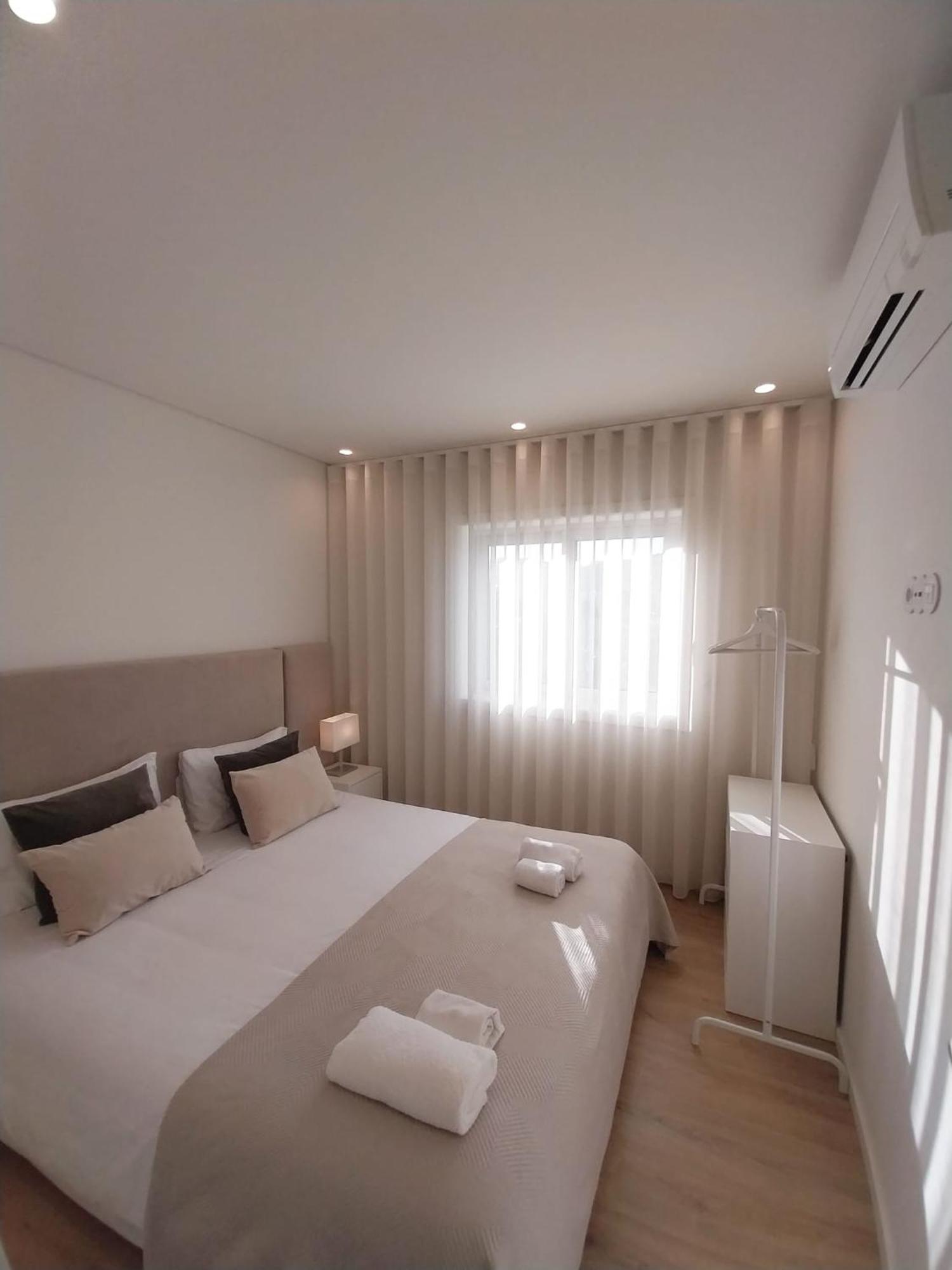 Brittos Home Lovely Stay - Villa Family In Vn Famalicao Вила-Нова-ди-Фамаликан Экстерьер фото